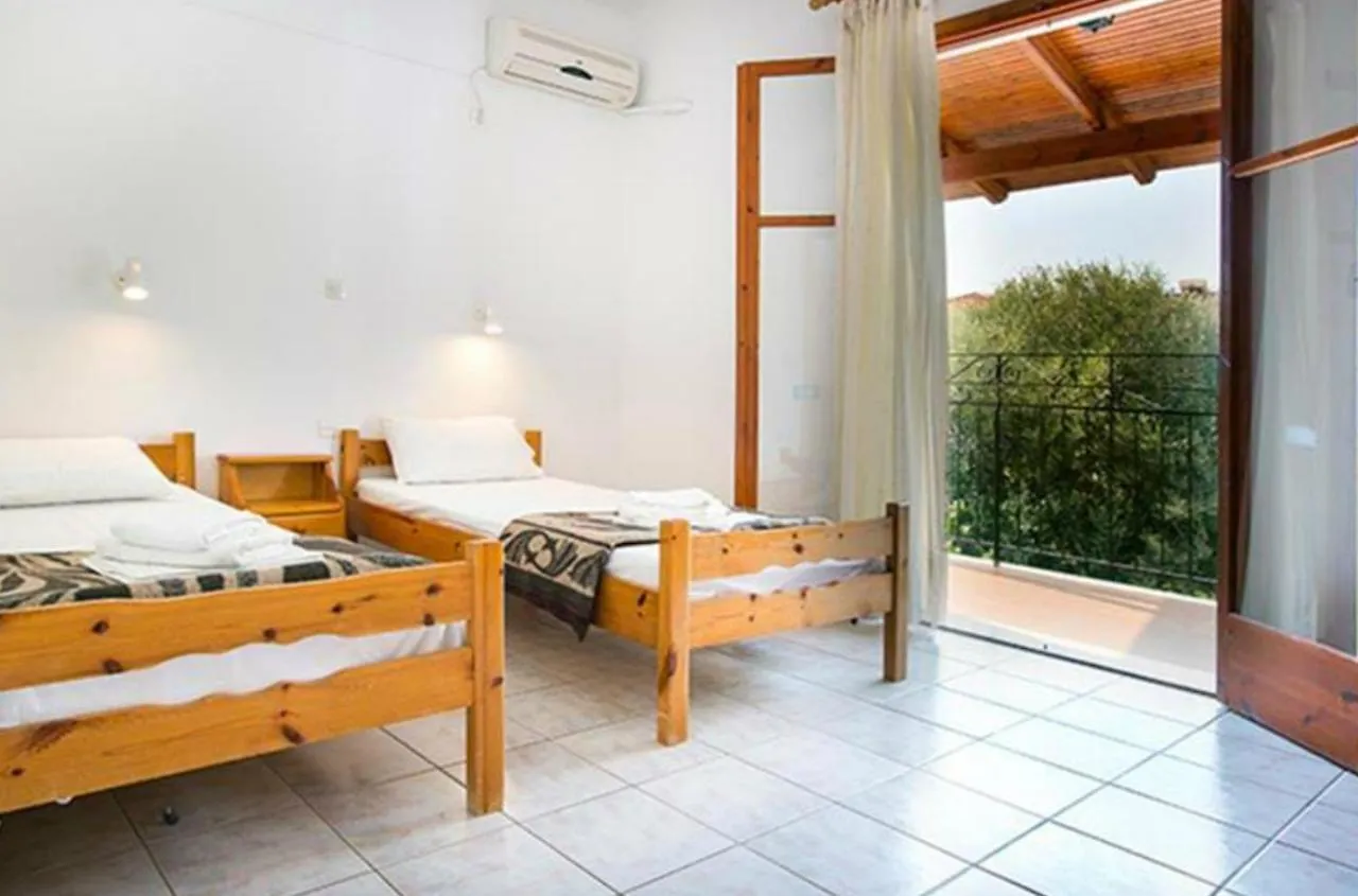 Otel George Studios Skala